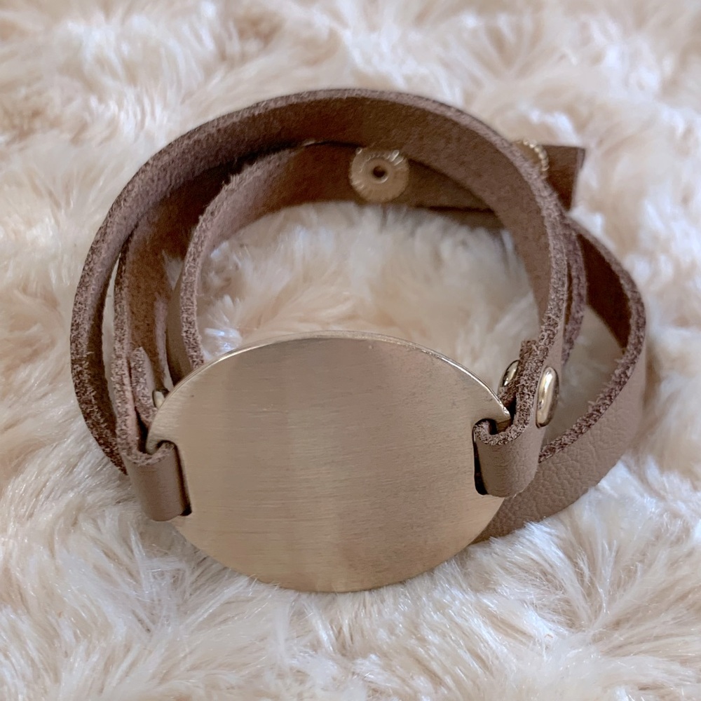 Boho Brushed Gold Tone Engrave Oval Leather Wrap Bracelet